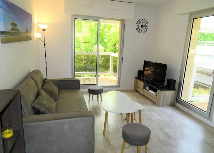 Clos St Arnaud - - Quartier Joigny Proche Mae-9644 Appartement *